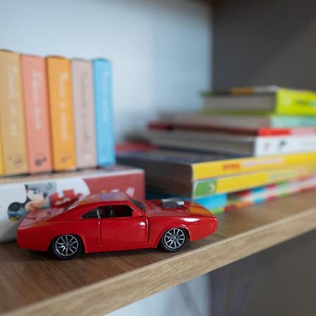 'Just Like Home' Apartment - With Private Parking Place Galaţi エクステリア 写真