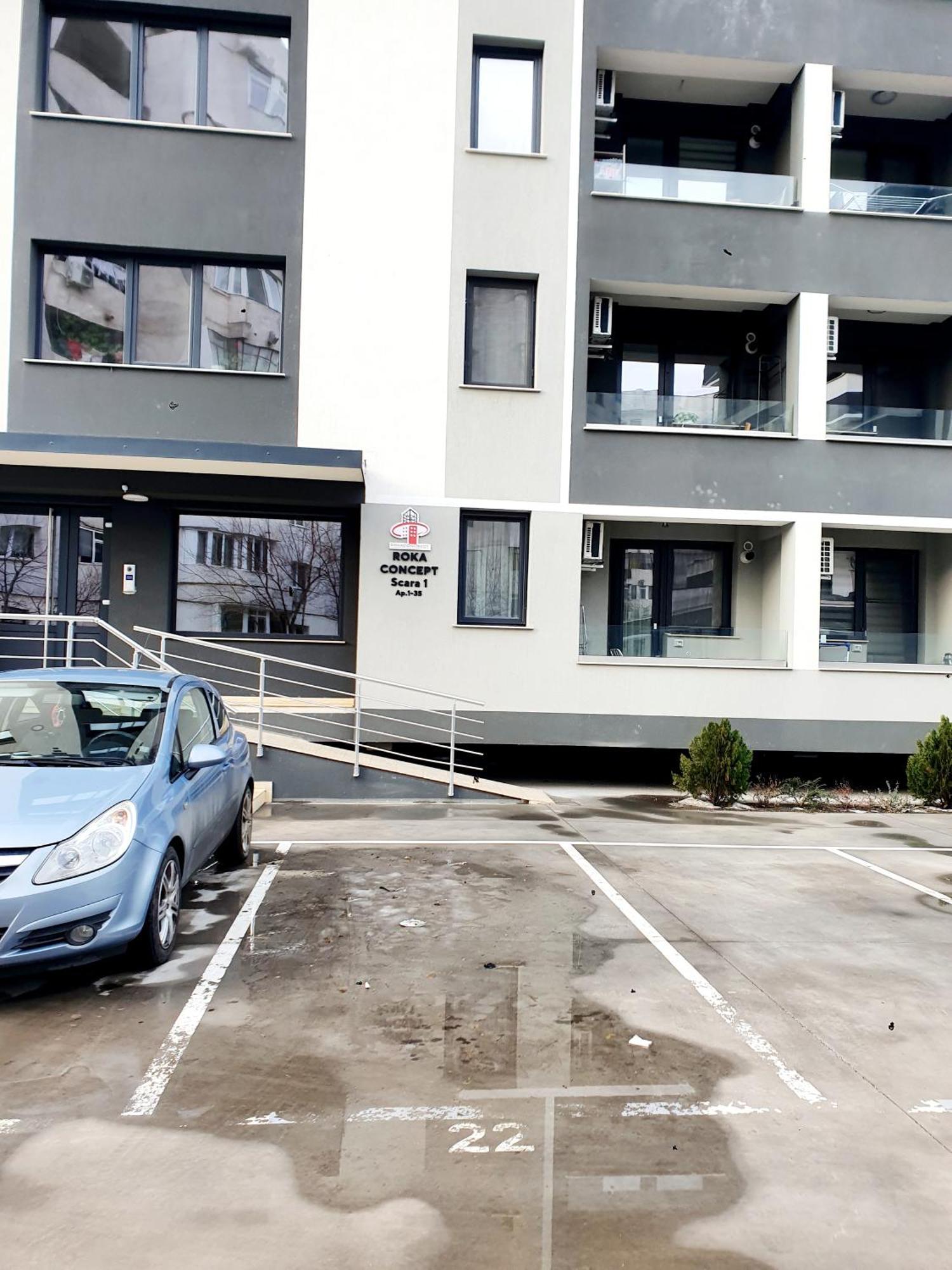 'Just Like Home' Apartment - With Private Parking Place Galaţi エクステリア 写真